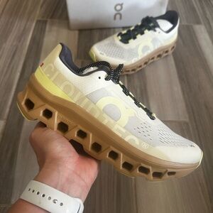 On Running Cloudtec Shoes - Cream and Brown